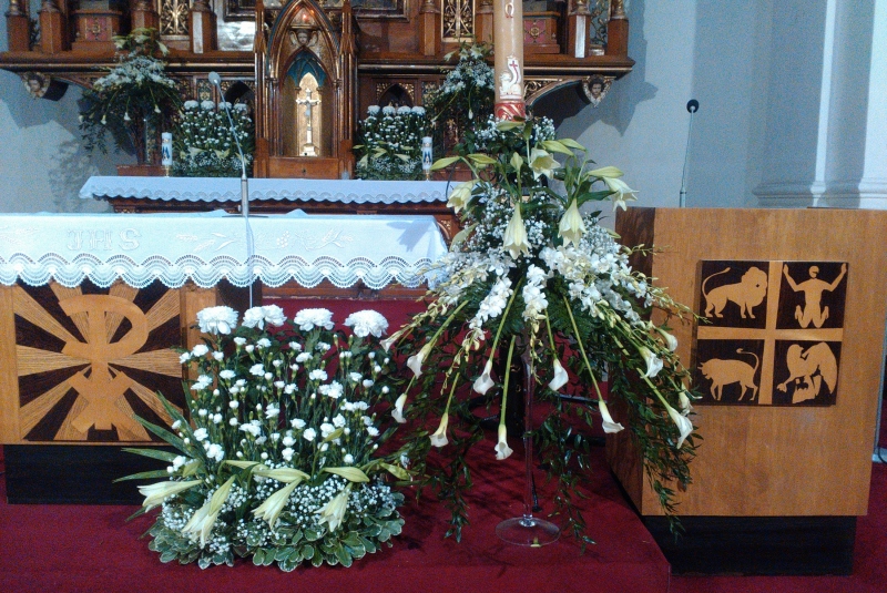 Kvetinová výzdoba / Kostoly - foto Kvetinová výzdoba / Kostoly - foto