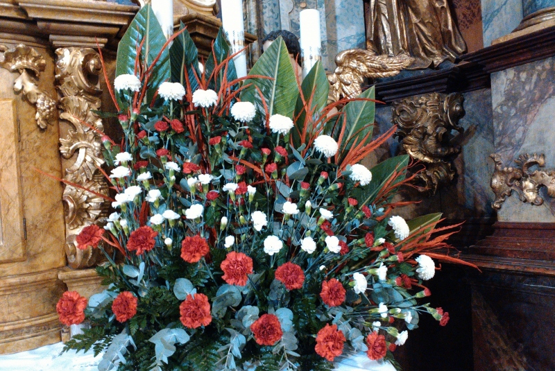 Kvetinová výzdoba / Kostoly - foto Kvetinová výzdoba / Kostoly - foto